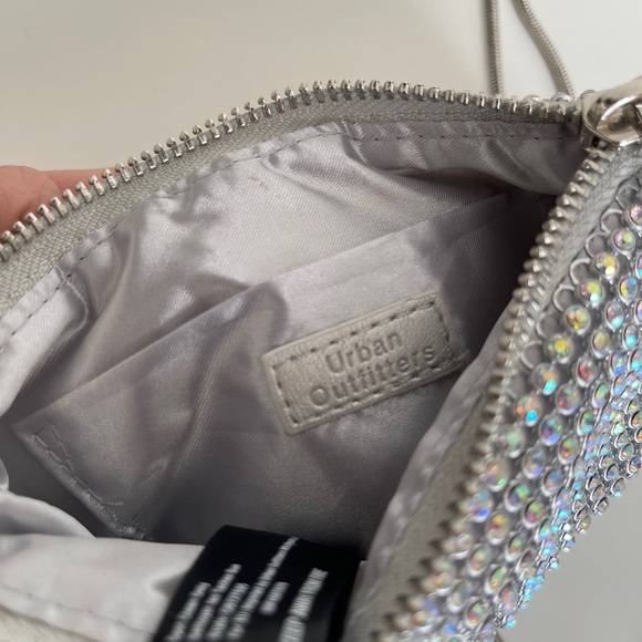 Mini Bag from Urban Outfitters - Picture 5 of 8